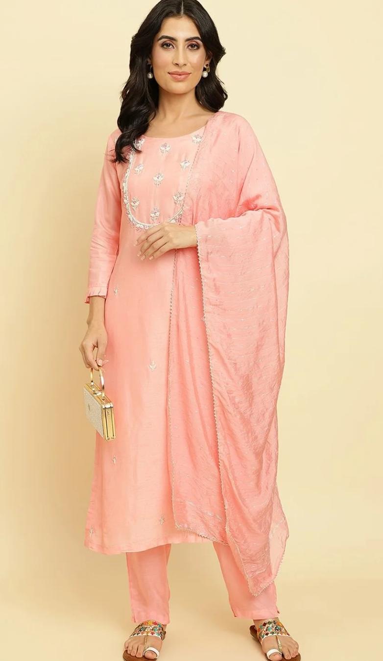 Blush Pink Embroidered Kurta Pant Set with Embellished Dupatta