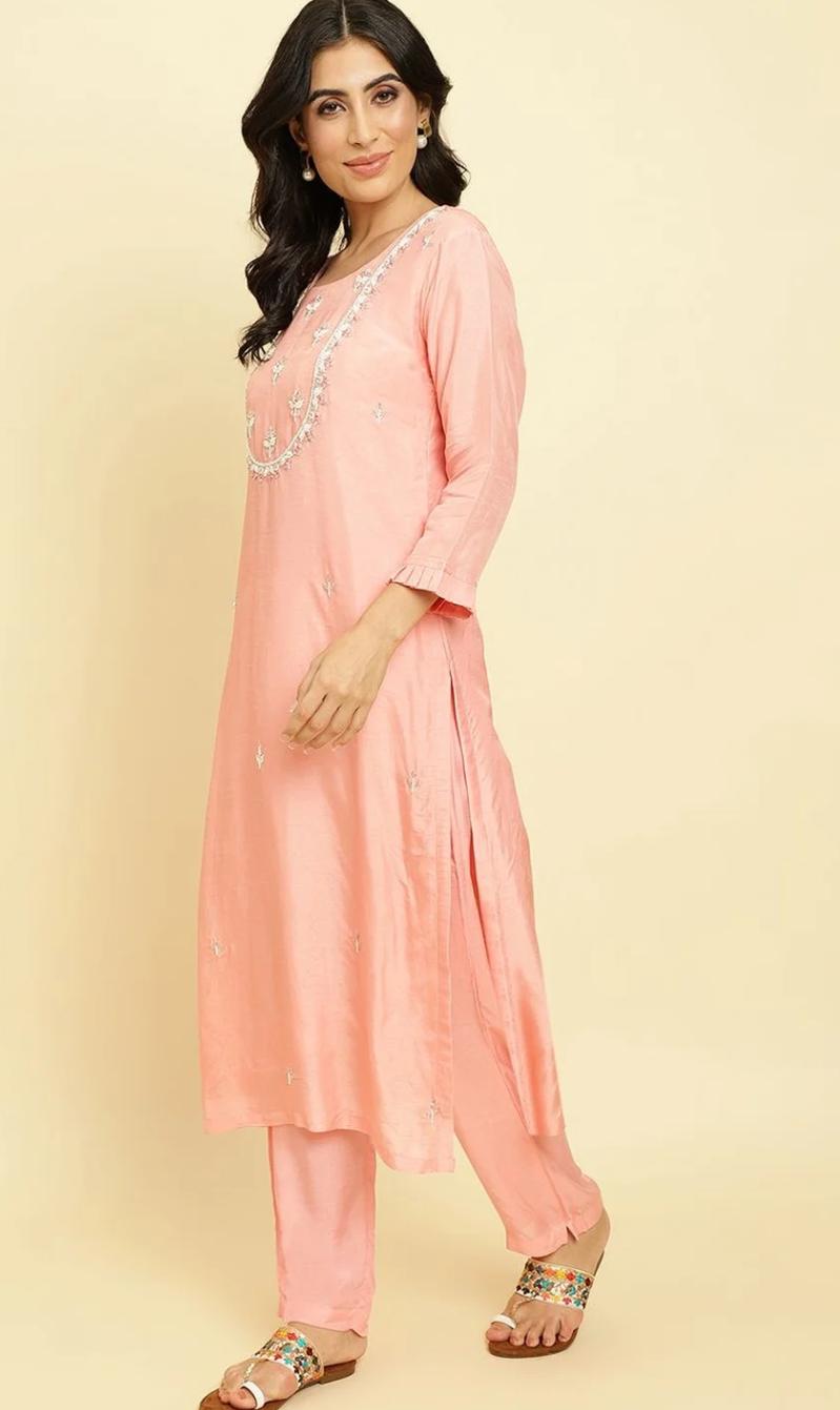 Blush Pink Embroidered Kurta Pant Set with Embellished Dupatta