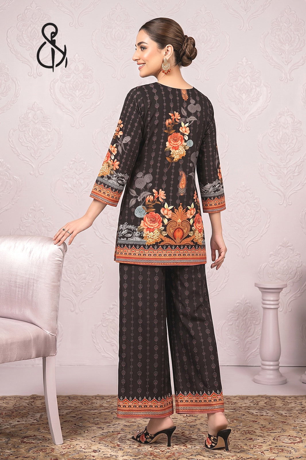 Black Floral Premium Kurta Set (Variant 2)