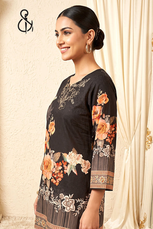 Black Floral Printed Kurta Set for Women with Ethnic Motifs